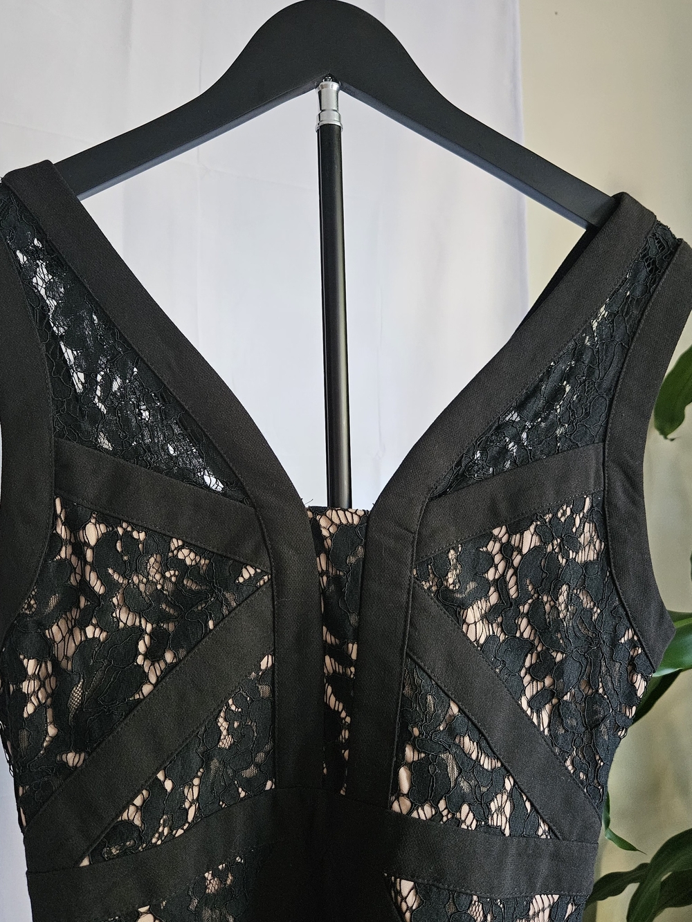 DO+BE Black Lace V-Neck A-Line Mini Dress Size M New With Tags - Picture 11 of 16